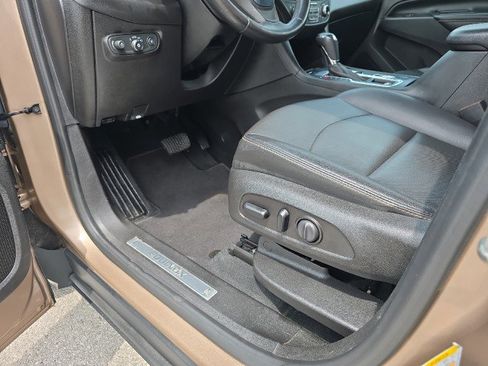 Used 2019 Chevrolet Equinox Premier FWD image 13