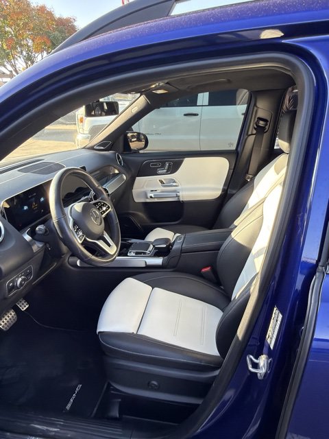 Used 2020 Mercedes-Benz GLB 250 4MATIC image 4