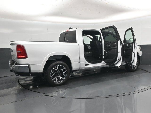 Used 2026 RAM 1500 Laramie AWD/4WD image 57