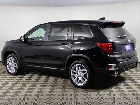 Used 2024 Honda Passport EX-L image 10