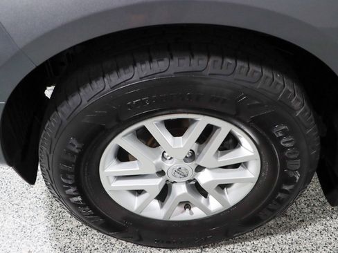 Used 2019 Nissan Frontier SV w/ Value Truck Package RWD image 11