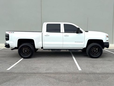 Used 2016 Chevrolet Silverado 1500 LT w/ All Star Edition AWD/4WD image 7
