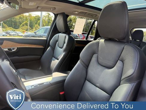 Certified 2023 Volvo XC90 B6 Plus w/ Protection Package Premier image 18