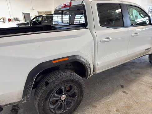 Used 2024 GMC Canyon Elevation w/ Elevation Premium Package image 2