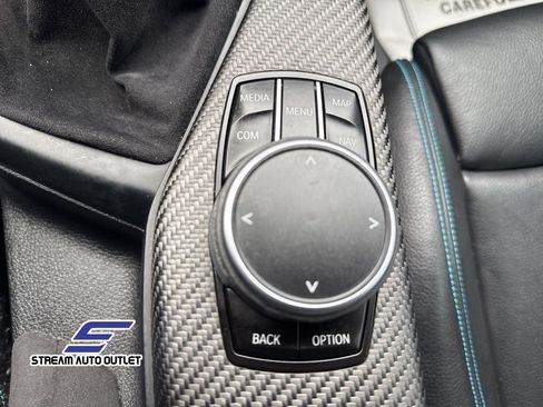 Used 2018 BMW M2 image 25