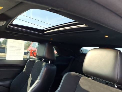 Used 2023 Dodge Challenger R/T w/ Plus Package image 25