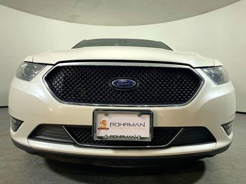 Used 2018 Ford Taurus SHO w/ Driver Assist Package image 27