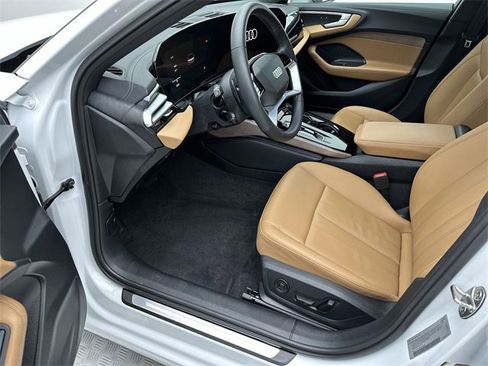 Used 2025 Audi A5 2.0T Premium w/ Convenience Package image 11