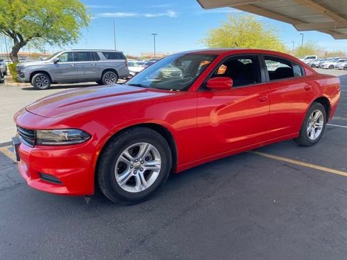 Used 2022 Dodge Charger SXT RWD image 1
