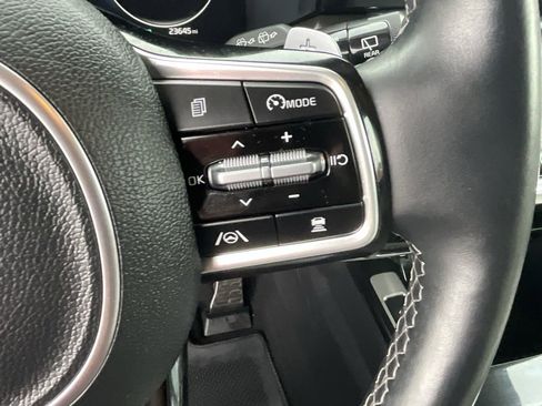 Used 2023 Kia Sorento SX Prestige image 17