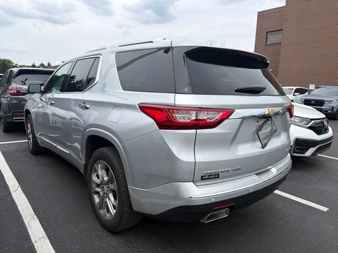 Used 2019 Chevrolet Traverse Premier AWD/4WD image 2