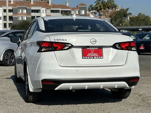 New 2025 Nissan Versa SV w/ Trunk Package image 3