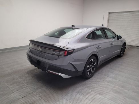 Used 2025 Hyundai Sonata SEL FWD image 9