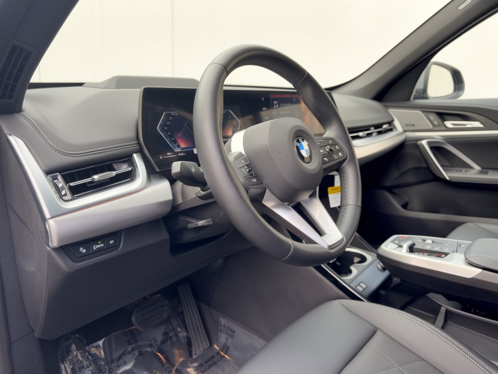 Certified 2026 BMW X1 xDrive28i w/ Technology Package AWD/4WD image 4
