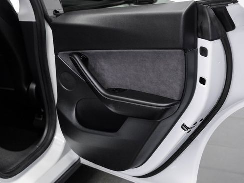 Used 2020 Tesla Model Y Performance image 49