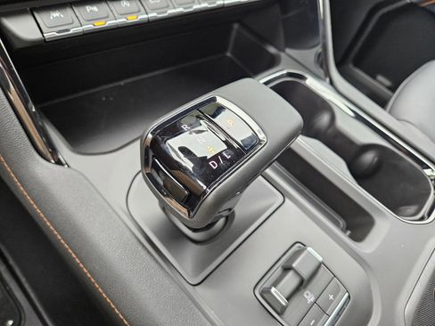 New 2026 GMC Sierra 1500 AT4 image 19