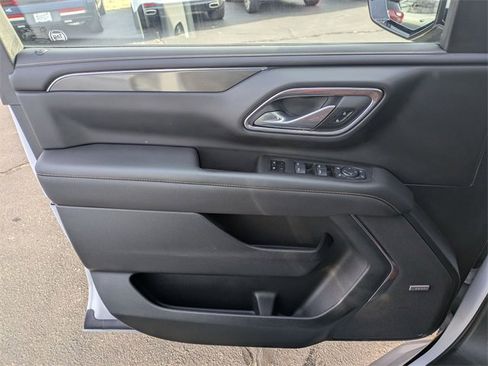 Used 2024 GMC Yukon AT4 image 11