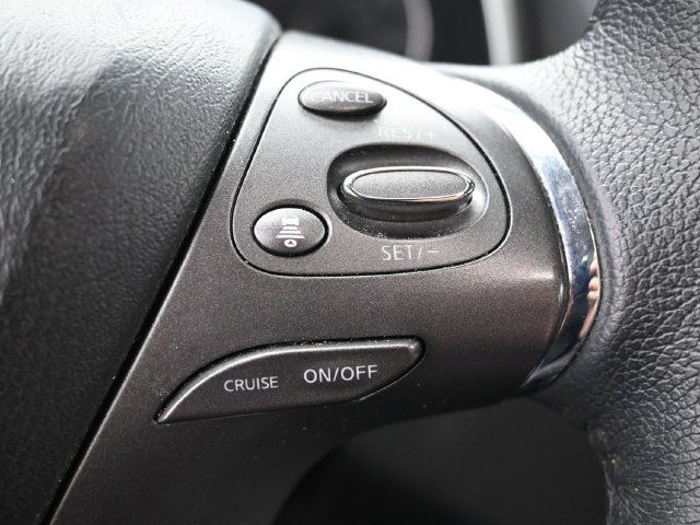 Used 2023 Nissan Murano SV FWD image 16