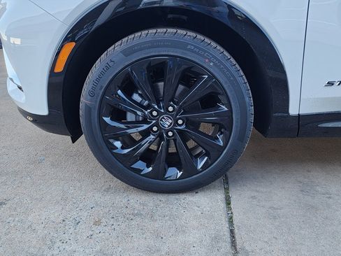 New 2026 Buick Envista Sport Touring image 52