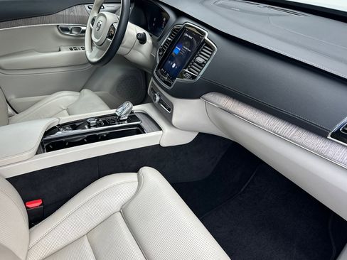 Certified 2023 Volvo XC90 T8 Ultimate image 20
