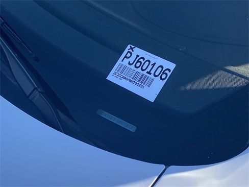 Used 2022 Chrysler 300 Touring w/ Sport Appearance Package image 31