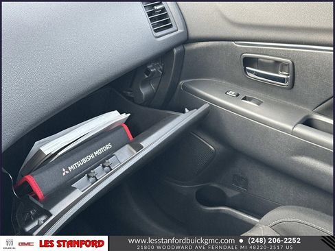 Used 2024 Mitsubishi Outlander Sport S image 32