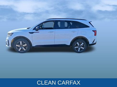 Used 2021 Kia Sorento EX image 4