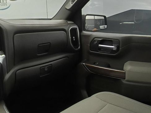 Used 2019 Chevrolet Silverado 1500 RST w/ All-Star Edition RWD image 16