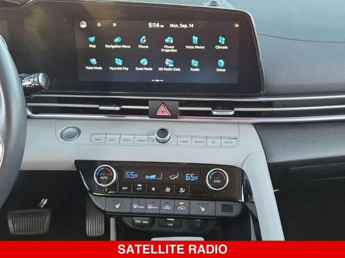 Used 2024 Hyundai Elantra Limited FWD image 32