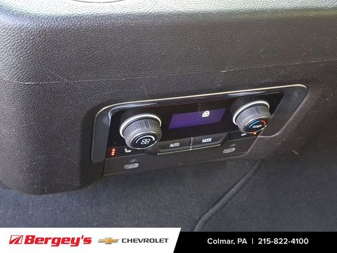 Used 2023 Chevrolet Tahoe Premier AWD/4WD image 15