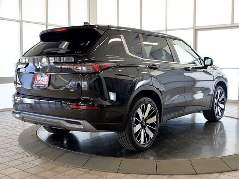 Used 2026 Mitsubishi Outlander SE AWD/4WD image 9