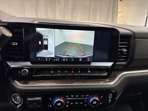 New 2026 GMC Sierra 2500 SLE w/ SLE Value Package; image 27