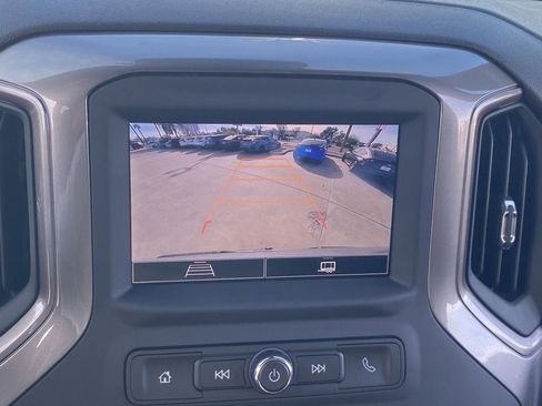 Used 2025 Chevrolet Silverado 1500 Custom image 24