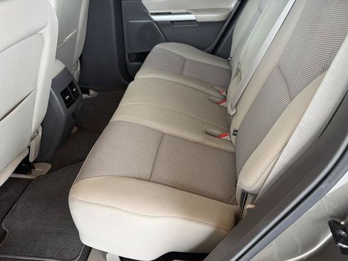 Used 2013 Ford Edge SEL AWD/4WD image 16