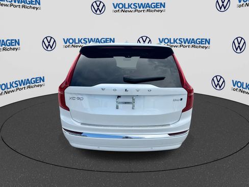 Used 2023 Volvo XC90 B6 Plus w/ Protection Package Premier AWD/4WD image 5