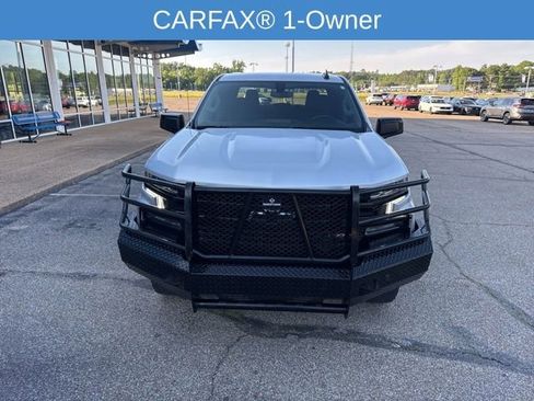 Used 2021 Chevrolet Silverado 1500 LT Trail Boss AWD/4WD image 2