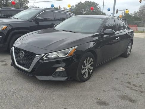 Used 2019 Nissan Altima 2.5 S FWD image 3