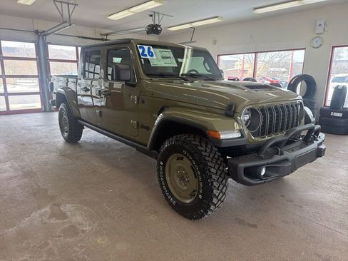 New 2026 Jeep Gladiator Sport image 1