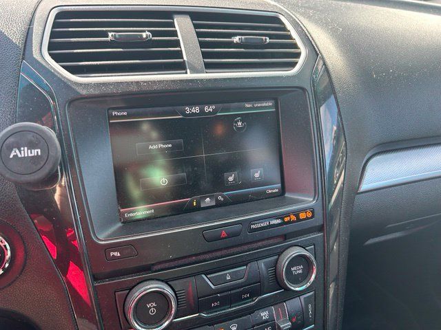 Used 2016 Ford Explorer XLT w/ Equipment Group 202A AWD/4WD image 9