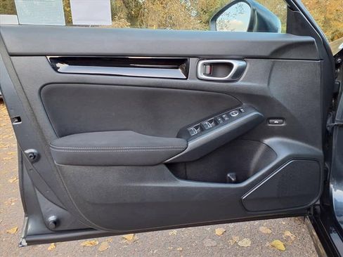 Used 2023 Honda Civic EX image 13