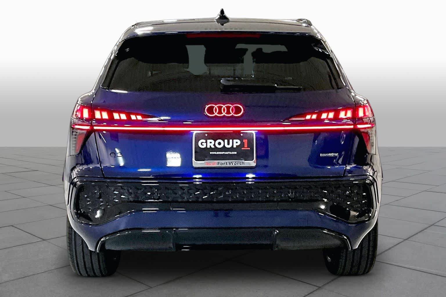 Certified 2026 Audi Q3 quattro 2.0T w/ 20" Wheel Package AWD/4WD image 5