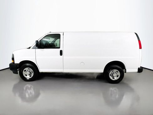 Used 2021 Chevrolet Express 2500 w/ Driver Convenience Package RWD image 9