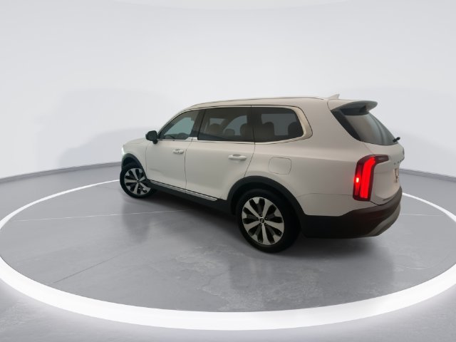 Used 2021 Kia Telluride EX w/ EX Premium Package FWD image 2