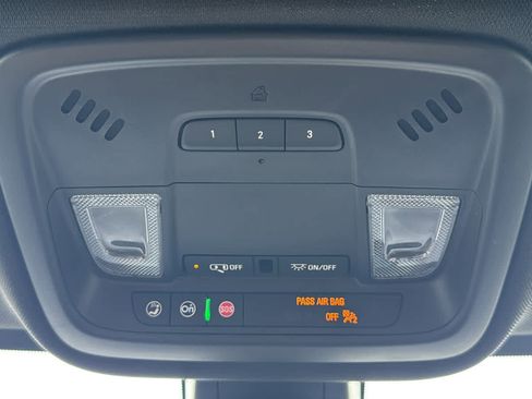Certified 2023 Chevrolet Traverse LT AWD/4WD image 24