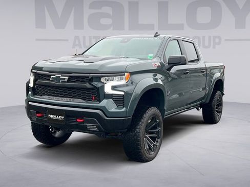 New 2025 Chevrolet Silverado 1500 LT Trail Boss w/ Convenience Package II AWD/4WD image 1