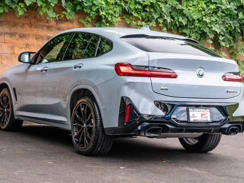 Used 2023 BMW X4 M40i image 7