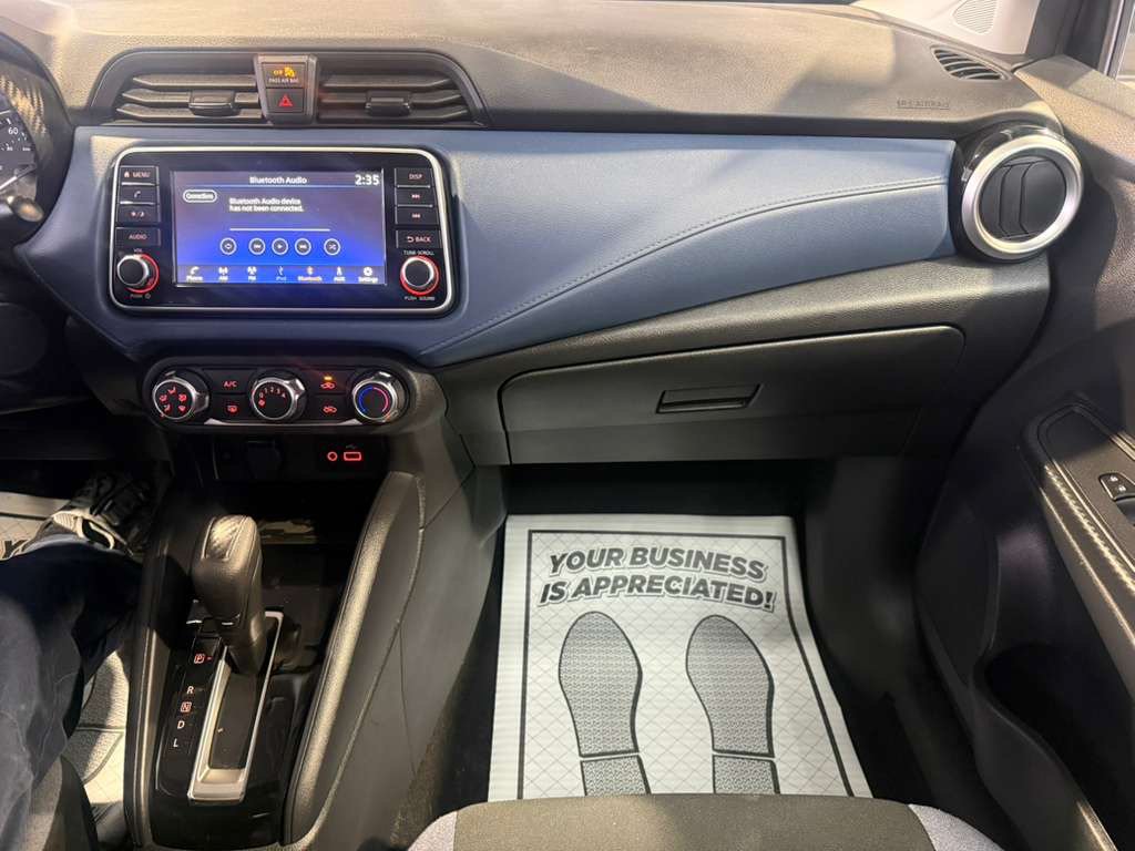 Used 2025 Nissan Versa SV FWD image 18