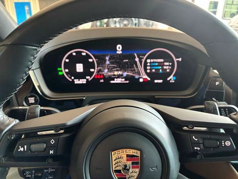Used 2024 Porsche Cayenne Coupe AWD/4WD image 15