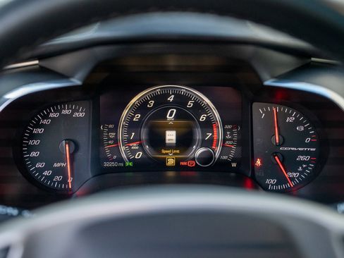 Used 2015 Chevrolet Corvette Stingray Coupe w/ 3LT Preferred Equipment Group image 15