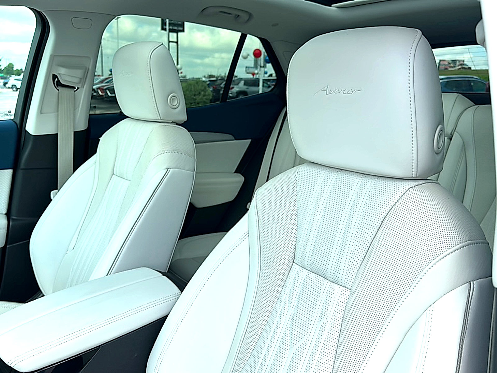 New 2026 Buick Envision Avenir AWD/4WD image 11